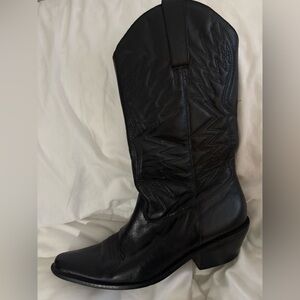 GALLUP Black Leather Women's Boots made in Brazil